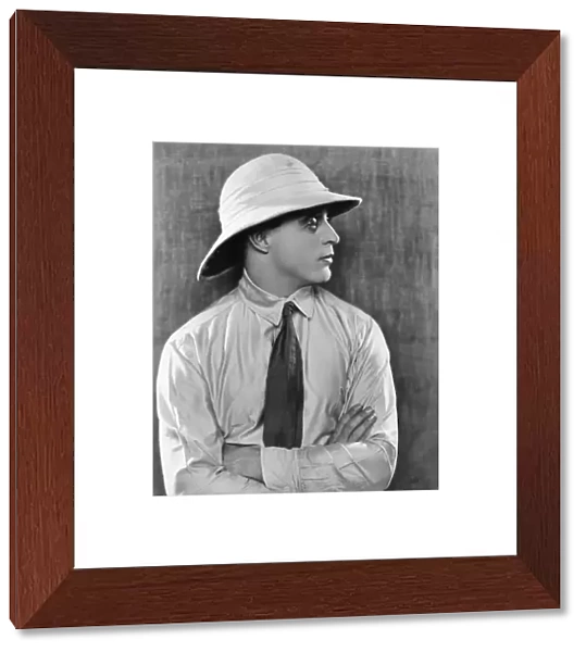 SILENT FILM: MENs FASHION. Promotional portrait on the set of an unidentified silent film