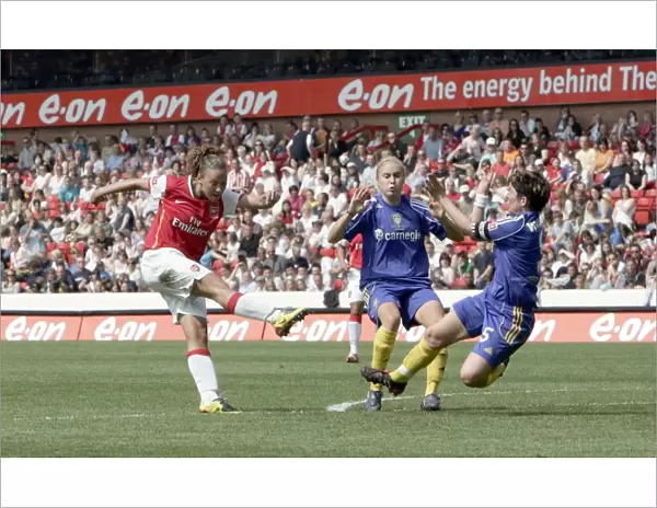 Lianne Sanderson Scores the Decisive Goal: Arsenal Ladies 4-1 Leeds United in the FA Women's Cup Final