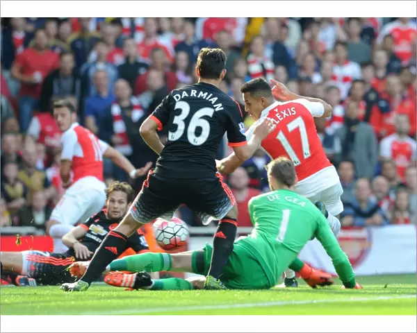 Alexis Sanchez Scores the Opener: Arsenal vs Manchester United, 2015 / 16 - Sanchez Stuns De Gea