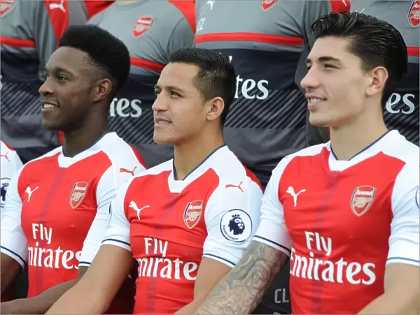Arsenal 1st Team Squad: 2016-17 Season - Alexis Sanchez's Portrait