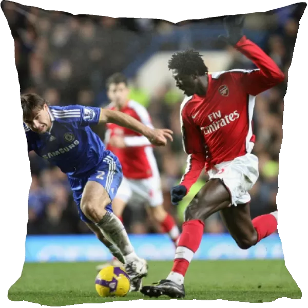 Adebayor and Ivanovic Clash: Chelsea 1-2 Arsenal, Premier League Rivalry, 2008
