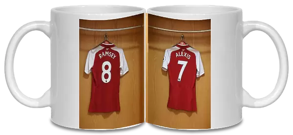 Arsenal First Team 2017-18 Photocall