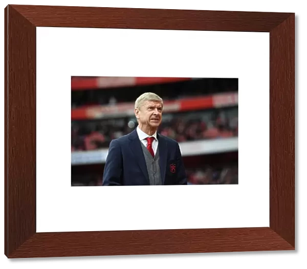 Arsene Wenger the Arsenal Manager. Arsenal 3: 0 Stoke City. Premier League. Emirates Stadium