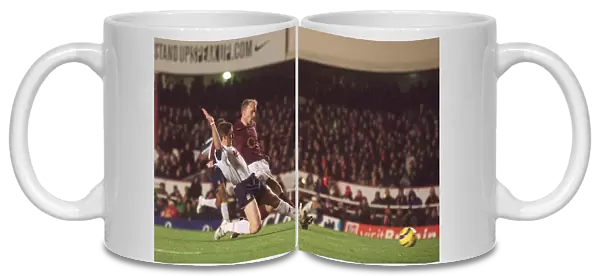 Dennis Bergkamp's Stunner: Arsenal's First Goal in 4-0 Victory over Portsmouth, FA Premiership, Highbury, London, 28 / 12 / 05