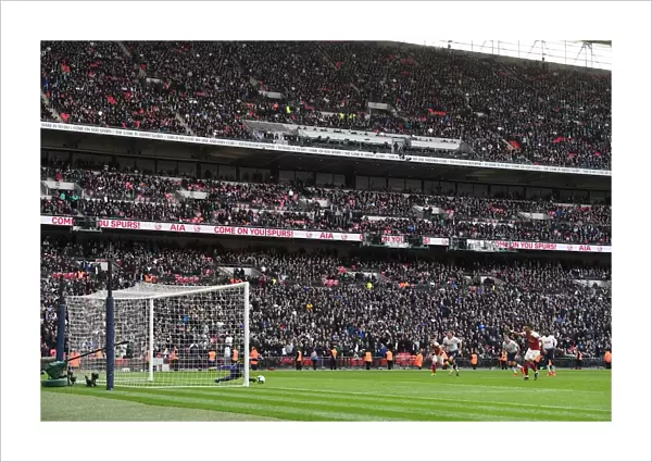 Aubameyang's Penalty Saved by Lloris: Tottenham vs. Arsenal, Premier League