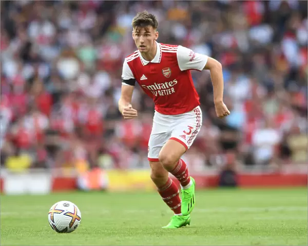Arsenal's Kieran Tierney in Action: Arsenal vs. Fulham, 2022-23 Premier League