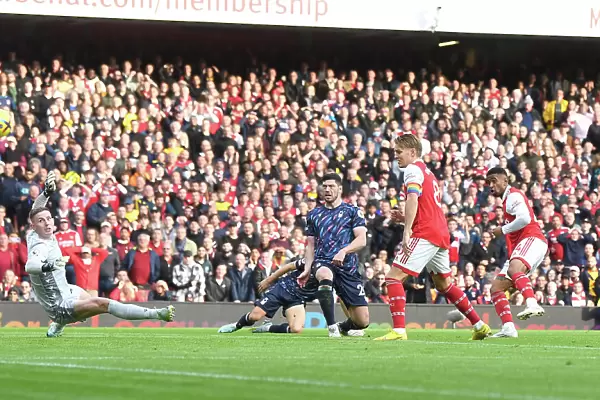 Reiss Nelson Scores His Second Goal: Arsenal's Victory over Nottingham Forest in the 2022-23 Premier League