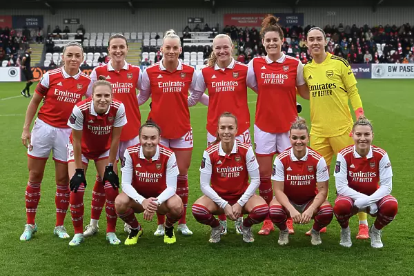 Arsenal Women vs Everton Women: Pre-Match Team Huddle - FA Women's Super League (2022-23)