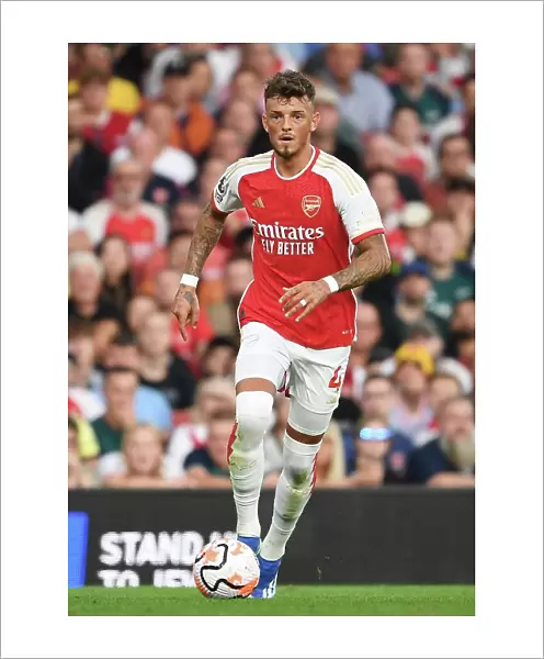 Arsenal's Ben White Chases the Ball Against Manchester City - Premier League 2023-24