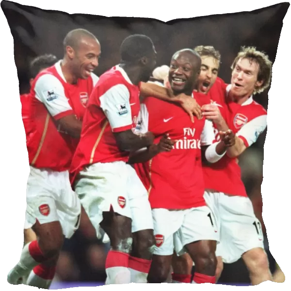 Arsenal Triumph: Gallas, Henry, and Team Celebrate 3-0 Over Liverpool