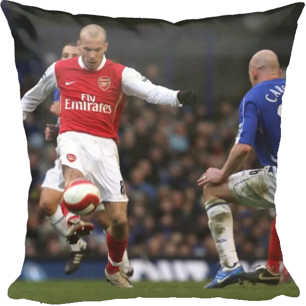 Freddie Ljungberg (Arsenal) Lee Carsley (Everton)