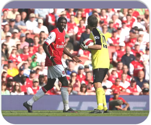 Emmanuel Adebayor (Arsenal) Jussi Jskelainen (Bolton)