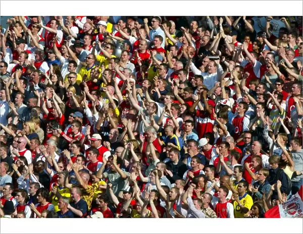 Arsenal Fans. Arsenal 2: 1 Leicester City