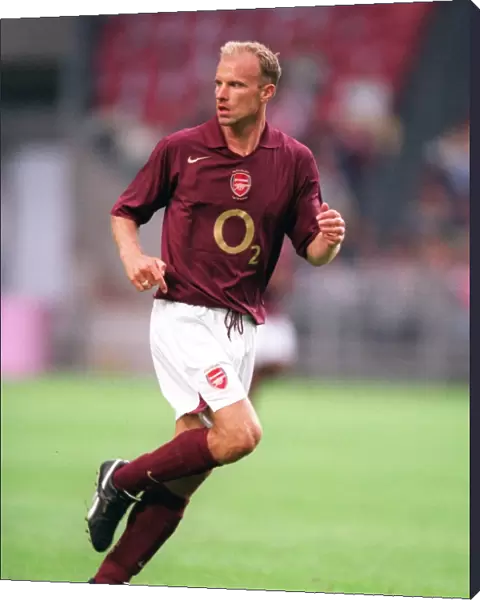 Dennis Bergkamp (Arsenal). Arsenal 2: 1 Porto. The Amsterdam Tournament