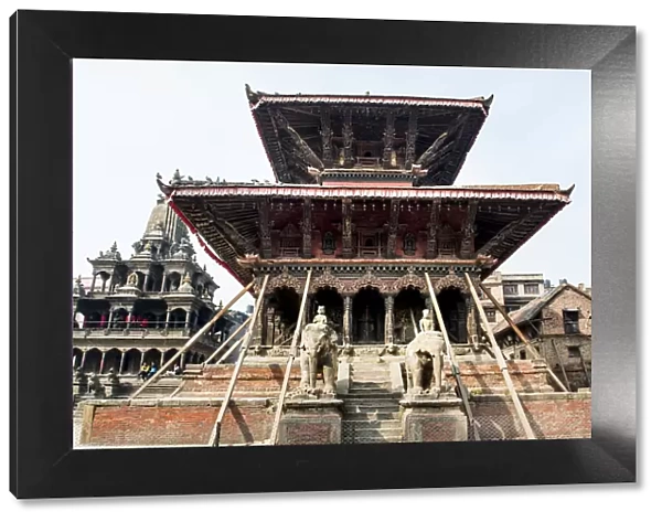 Nepal, Patan, Temple square