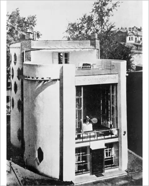 The house of architect konstantin melnikov, in 10 krivoarbatsky pereulok, which he designed in the late 1920s, moscow, ussr