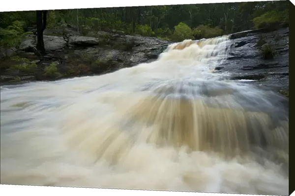 glenrock waterfall in newcastle nsw