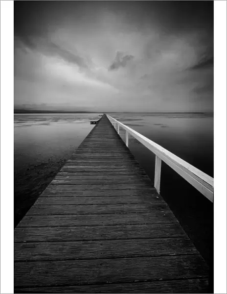 Long jetty black and white