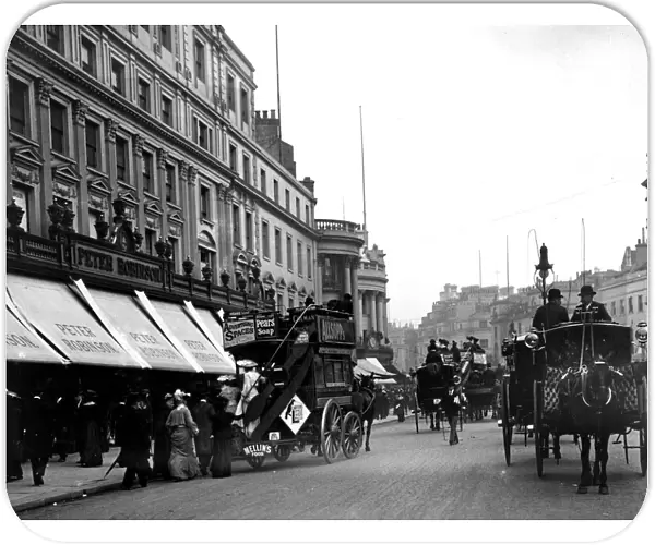 Busy Regent Street 1905