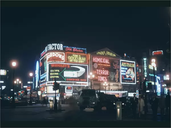 Night In Piccadilly Circus
