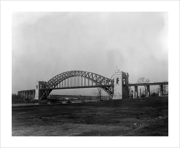 Hell Gate Bridge In Queens Under Construction