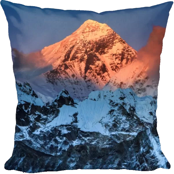 Sunset Over Mount Everest, Sagarmatha NP, Nepal