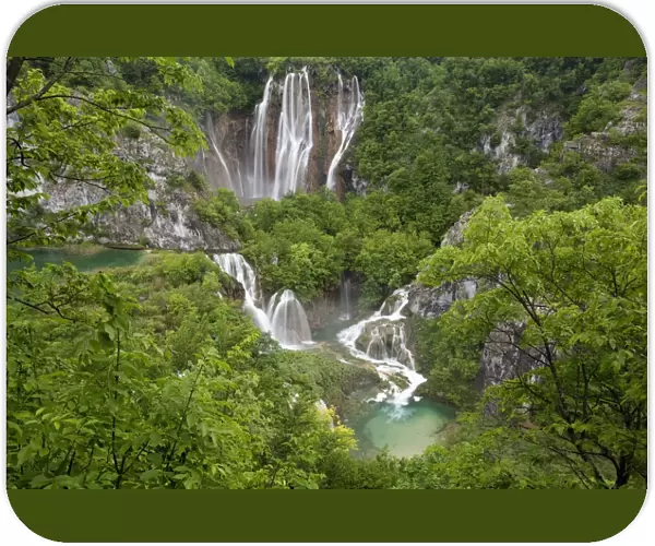 Waterfall, Plitvice Lakes National Park, Croatia, Europe