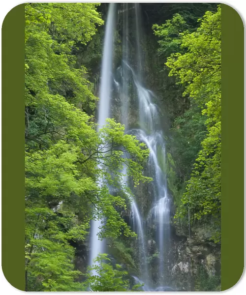 Uracher Wasserfall waterfall, Swabian Alb, Baden-Wuerttemberg, Germany, Europe