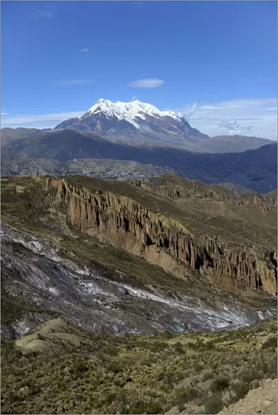 Palca Canyon and the Illimani Glacier, 6439 m, near La Paz, Departamento La Paz, Bolivia