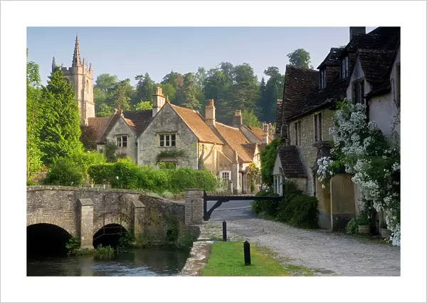 England, Wiltshire, Castle Combe