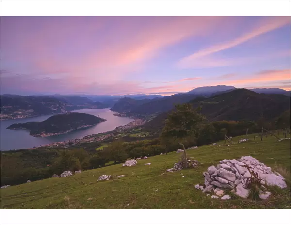 montisola, italian island, travel destination, clouds, cloud, sunrise photography