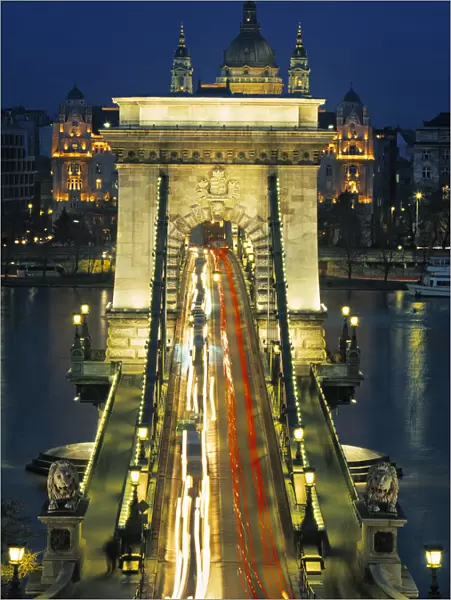 Chain Bridge on Danube River, Budapest, Hungary