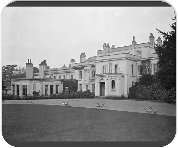 Warfield Hall, near Bracknell, residence of Mr W I Shard, 14 January 1928