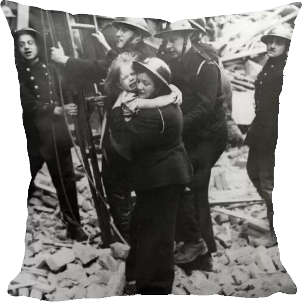 The London Blitz An ARP warden rescues a young girl from the wreckage of a building
