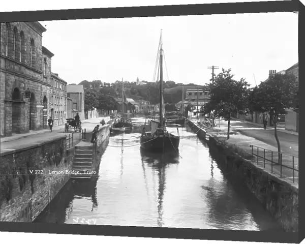 Back Quay and Lemon Quay, Truro, Cornwall. Probably early 1920s