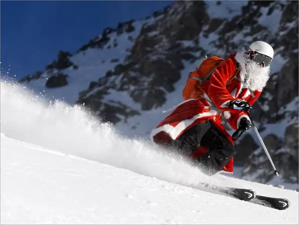 Switzerland-Santa-Offbeat-Ski