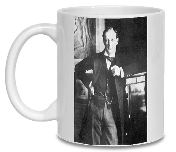 Winston Spencer Churchill in 1904 (b  /  w photo)