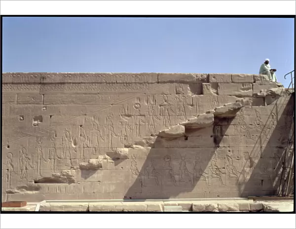 View of the steps on the roof, c. 125 BC-AD 60 (photo)