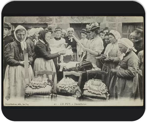 Postcard depicting lacemakers of Le Puy, c. 1900 (b  /  w photo)