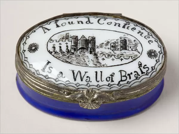Oval patch box with white porcelain lid (enamel)