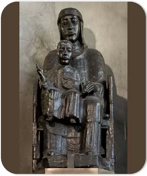 black virgin of the cathedral of Moulins 12th century (painted wood)