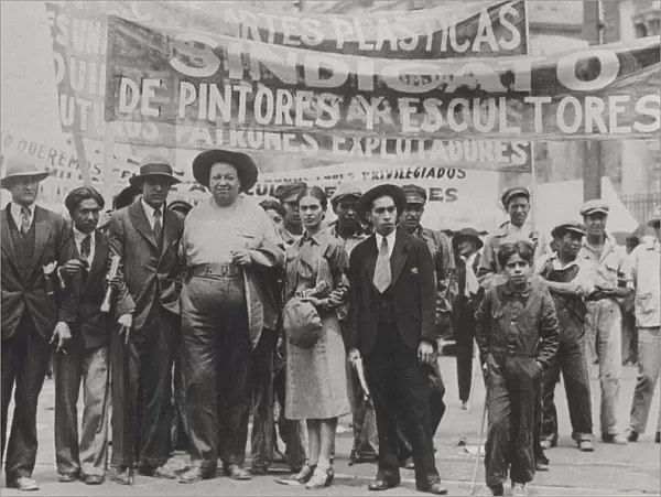 Diego Rivera and Frida Kahlo in the May Day Parade, Mexico City, 1st May 1929 (b  /  w photo)