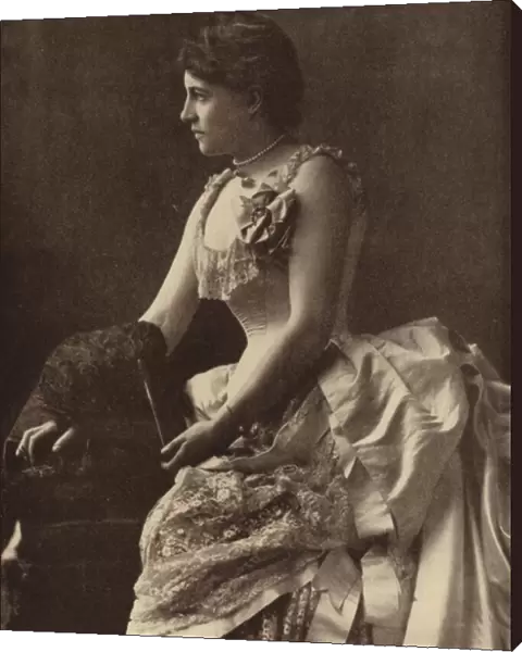 Lillie Langtry, British-American actress and socialite (b  /  w photo)