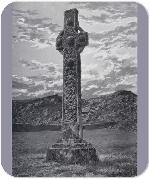 Scotland: St Martins Cross, Iona (b  /  w photo)