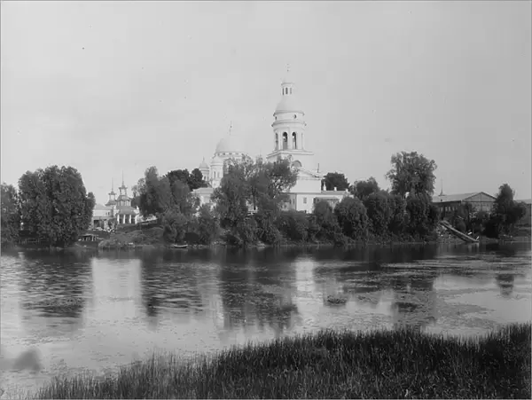 The Saviour Cathedral (the Old Fair Cathedral, Cathedrale du Sauveur) in Nizhny Novgorod (Nijni Novgorod, Nijni-Novgorod). Albumin Photo by Maxim Petrovich Dmitriev (1858-1948), 1896. Institute for the History of Material Culture, St. Petersburg
