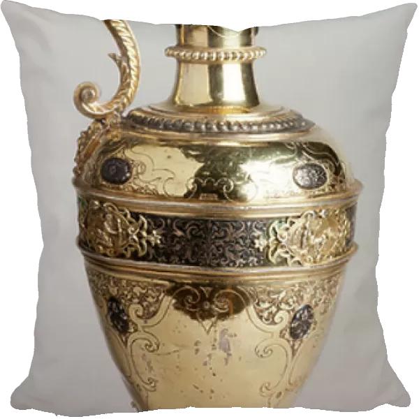 A jug. Silverwork and enamel. Valladolid. End 16th century. Signed by Juan de Benavente