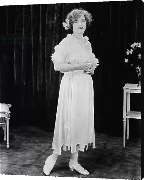 Actress Marion Davies, Fashion Portrait, Bain News Service, 1922 (b / w photo)
