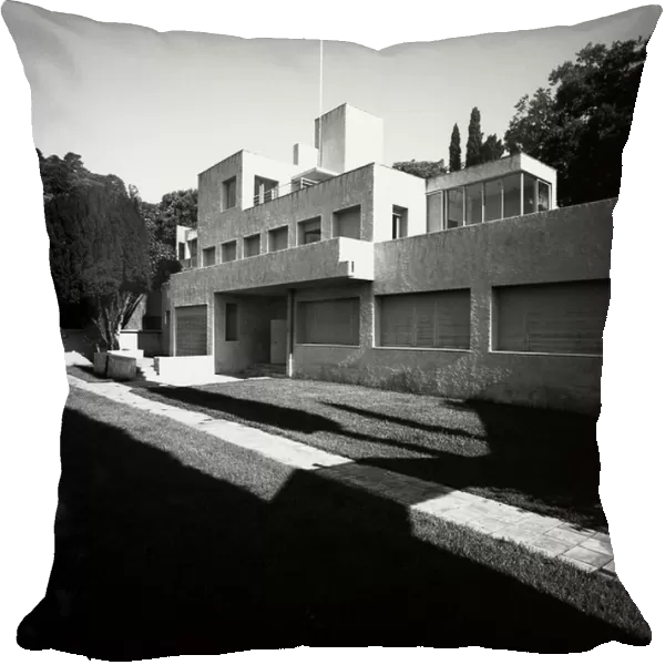 Villa Noailles in Hyeres (Var). Architect Rob Mallet Stevens (1886-1945), construction 1931-1933. A couple of young wealthy aristocrats receive as a wedding gift a property located in Hyeres