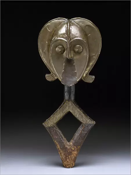 Reliquary figure (nbulu ngulu), 19th century (wood, copper, brass & iron)