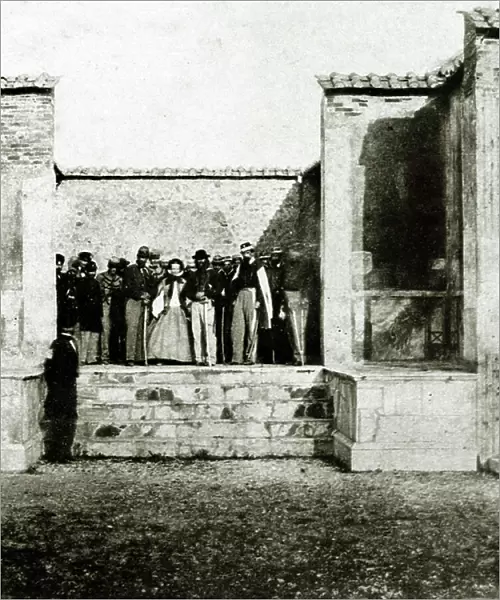 Giuseppe Garibaldi with Giuseppe Fiorelli, director of the Pompei excavations and part of his staff visit the excavations at Pompei. 22 / 10 / 1860. Anonymous photography